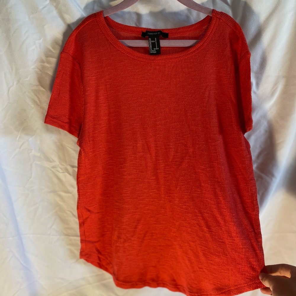 Womens Red Tee